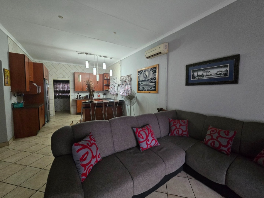 3 Bedroom Property for Sale in Safari Gardens North West